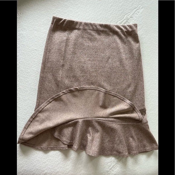 Express Tweed Peplum Hem Skirt, Light Brown, Size XS, Pre-owned - Picture 3 of 9